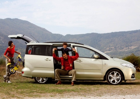 Мы поможем вам выбрать автомобиль для семейных поездок