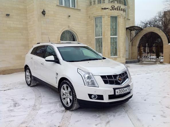 Cadillac SRX прокат с водителем в Краснодаре.jpg